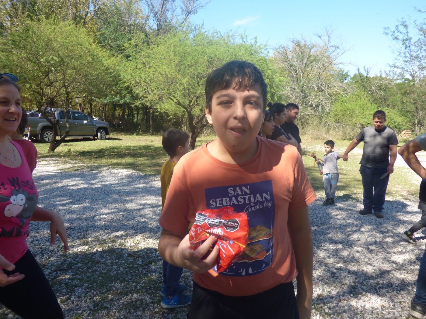 Niño sonriendo durante la Jornada en la Granja